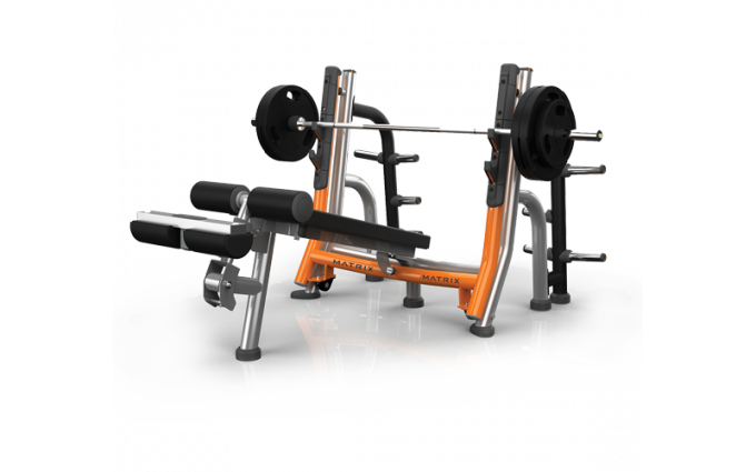Скамья для жима с отрицательным наклоном с доводчиком MATRIX MAGNUM A680 (серебристый) Скамья для жима с отрицательным наклоном с доводчиком MATRIX MAGNUM A680 (серебристый)